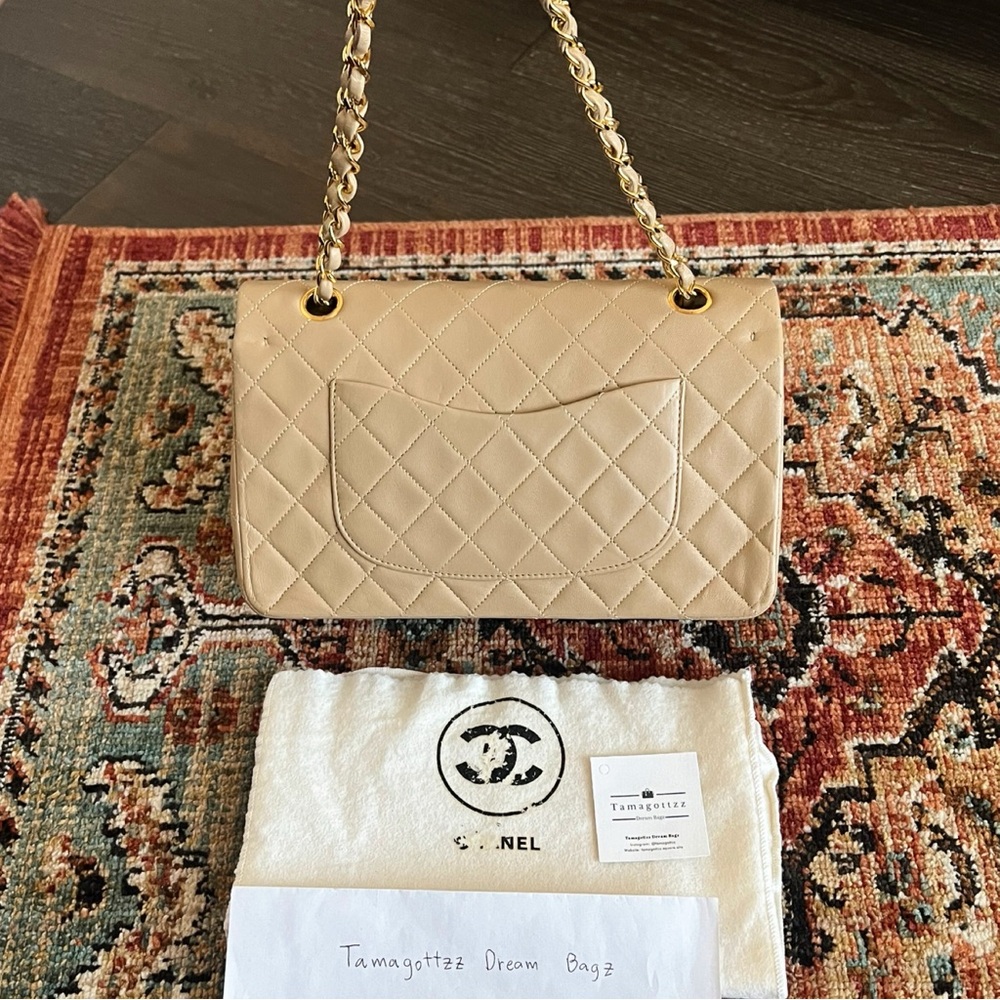 ❌SOLD❌Chanel Classic Vintage Medium Beige Double Flap Bag - Picture 4 of 11